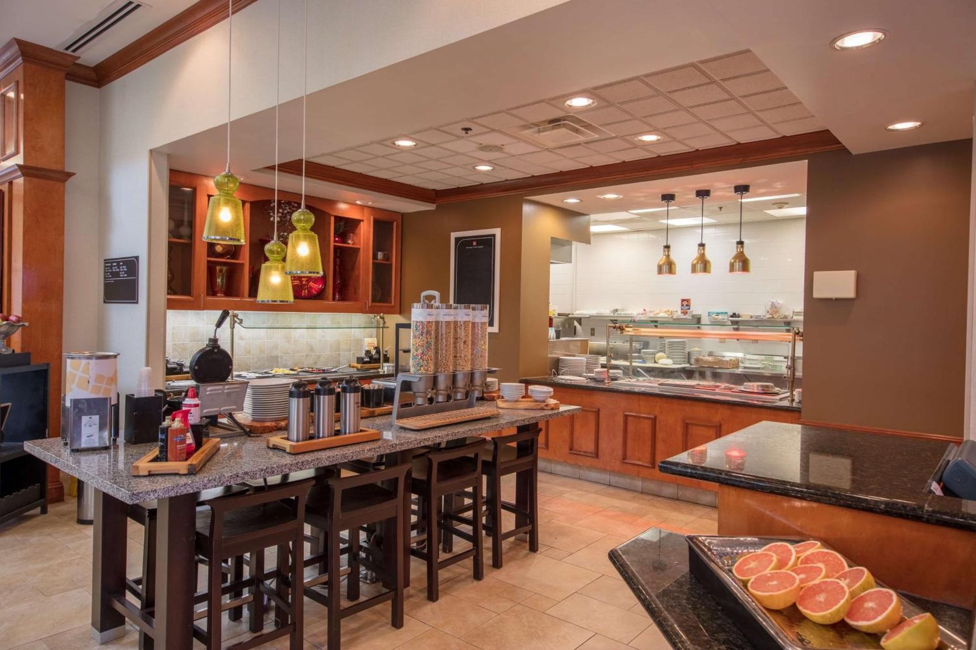 Hilton Garden Inn Columbia/Harbison Bagian luar foto