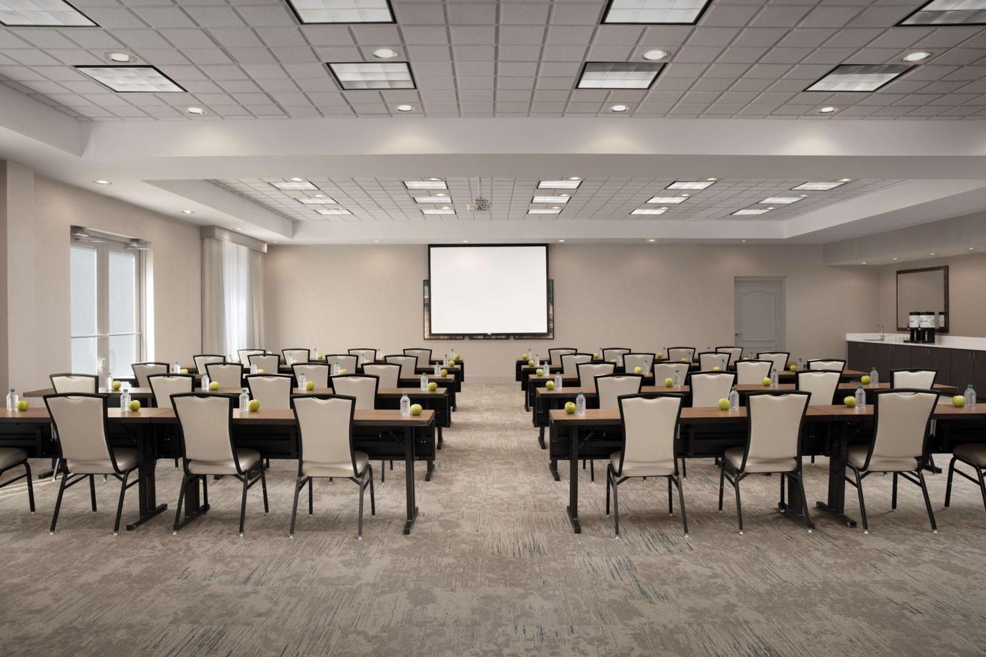 Hilton Garden Inn Columbia/Harbison Bagian luar foto