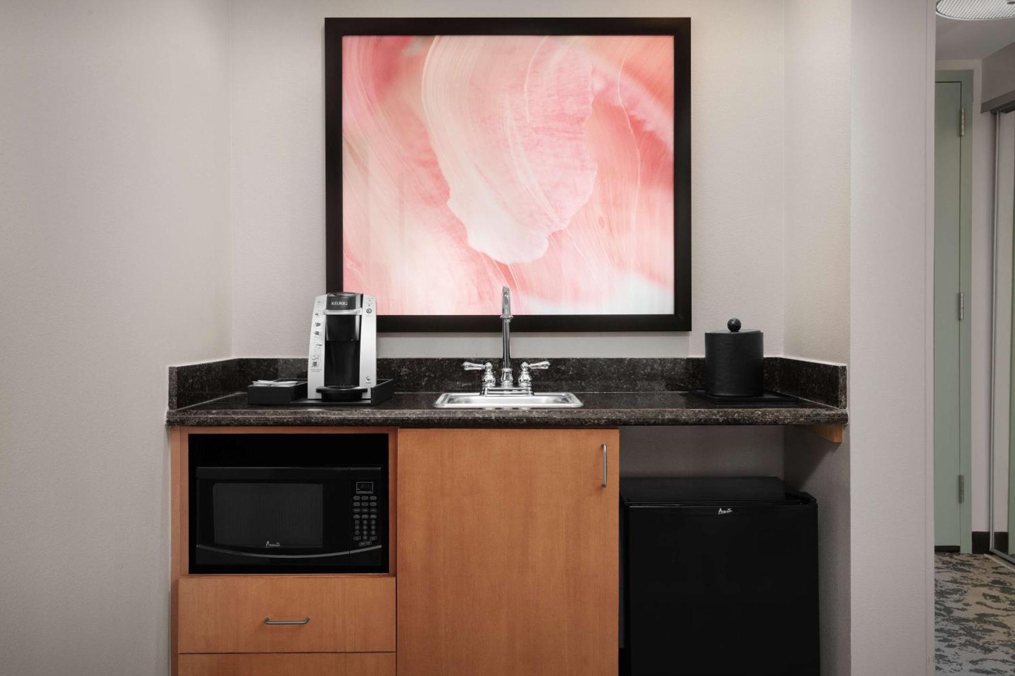 Hilton Garden Inn Columbia/Harbison Bagian luar foto